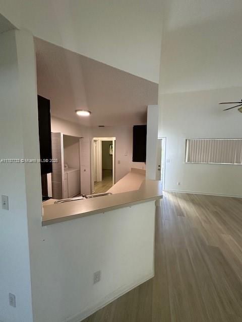 Recently Rented: $2,100 (2 beds, 2 baths, 1096 Square Feet)