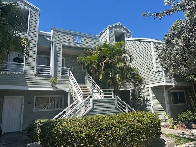 Recently Rented: $2,100 (2 beds, 2 baths, 1096 Square Feet)