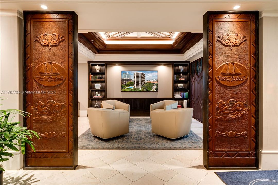 Недавно продано: $1,699,000 (2 спален, 2 ванн, 1587 Квадратных фут)