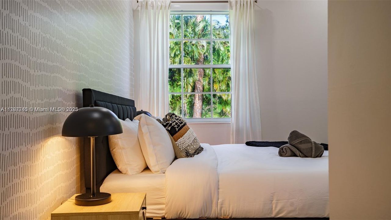 Recientemente alquilado: $9,995 (6 camas, 4 baños, 3259 Pies cuadrados)