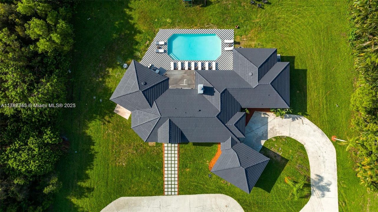 Recientemente alquilado: $9,995 (6 camas, 4 baños, 3259 Pies cuadrados)