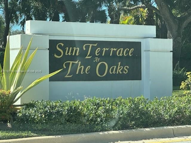 Recently Sold: $359,900 (2 beds, 2 baths, 1152 Square Feet)