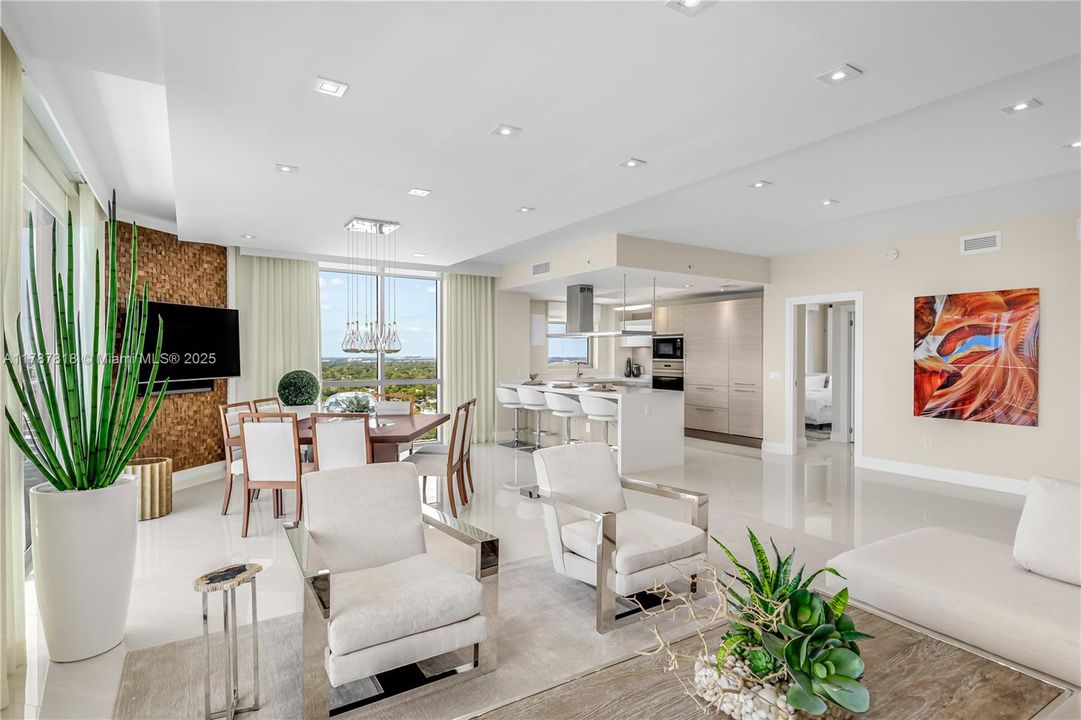 En Venta: $1,499,000 (2 camas, 2 baños, 1958 Pies cuadrados)