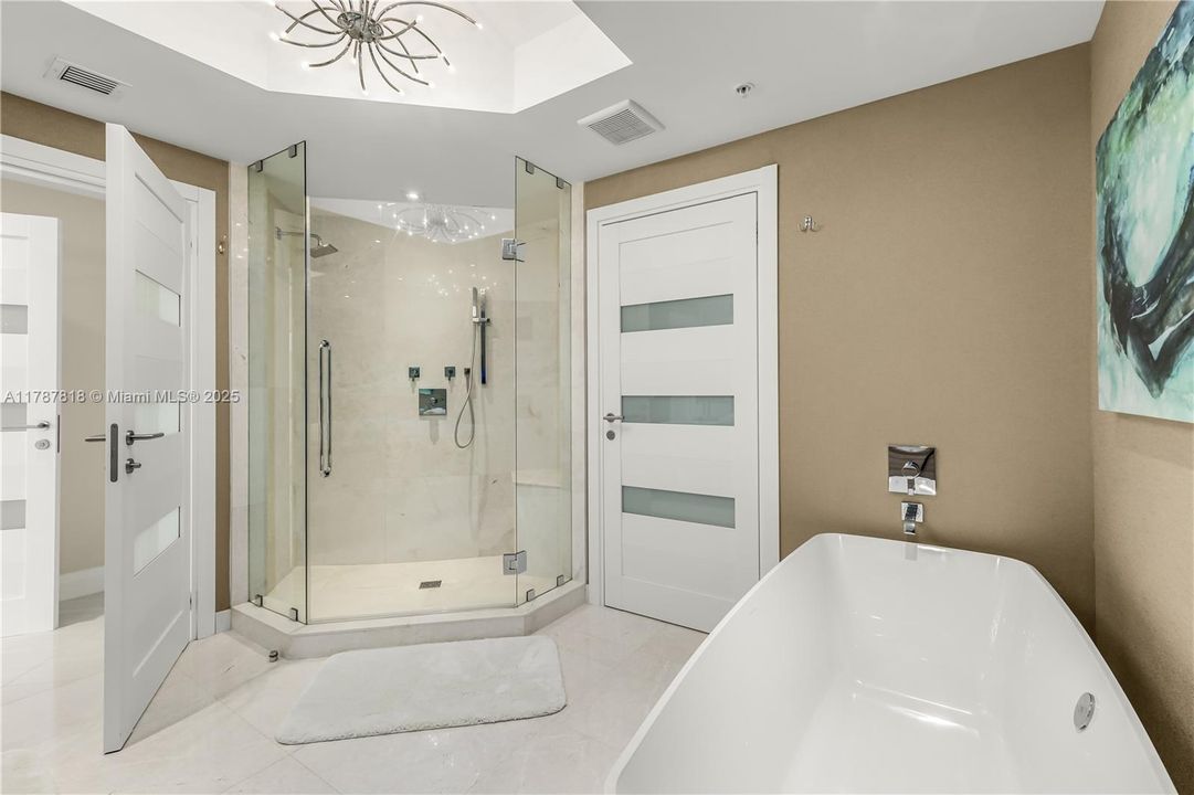 En Venta: $1,499,000 (2 camas, 2 baños, 1958 Pies cuadrados)