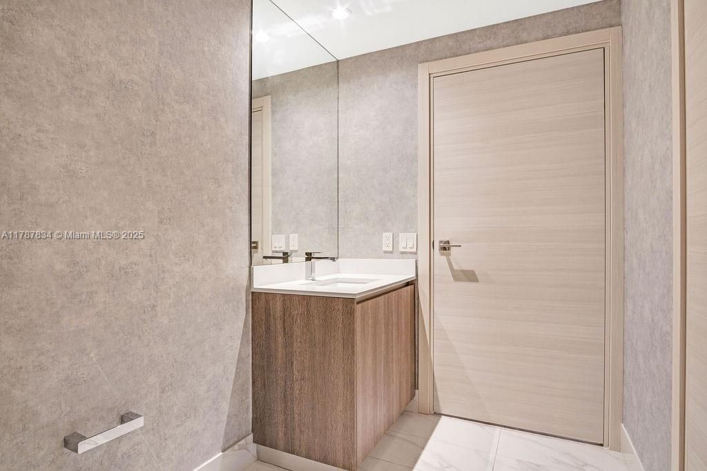 En Venta: $1,099,000 (2 camas, 2 baños, 1152 Pies cuadrados)