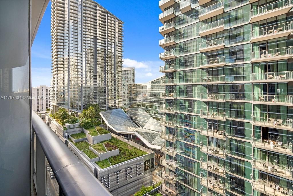 En Venta: $1,099,000 (2 camas, 2 baños, 1152 Pies cuadrados)
