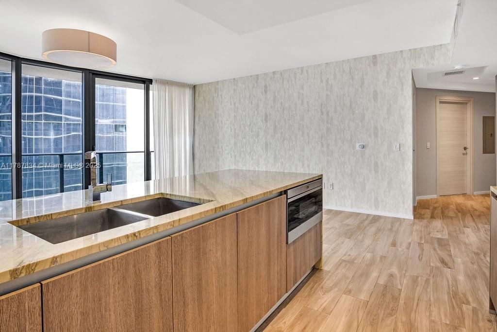 En Venta: $1,099,000 (2 camas, 2 baños, 1152 Pies cuadrados)