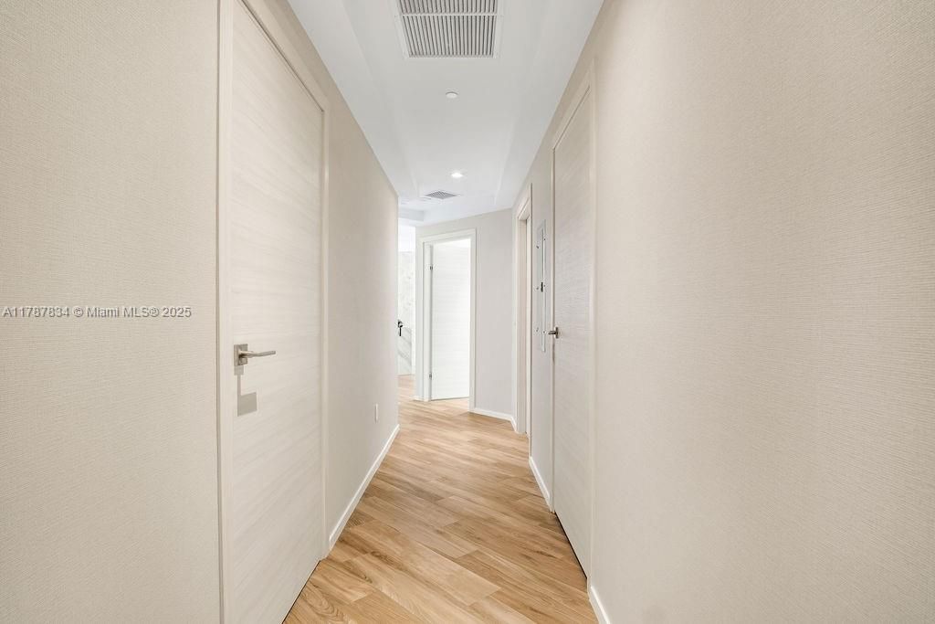 En Venta: $1,099,000 (2 camas, 2 baños, 1152 Pies cuadrados)