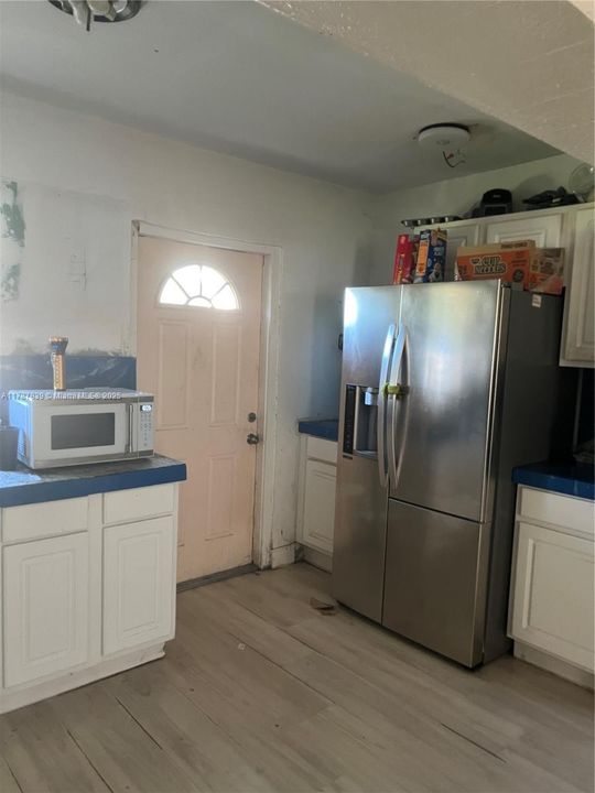 Recently Sold: $379,900 (3 beds, 2 baths, 1152 Square Feet)