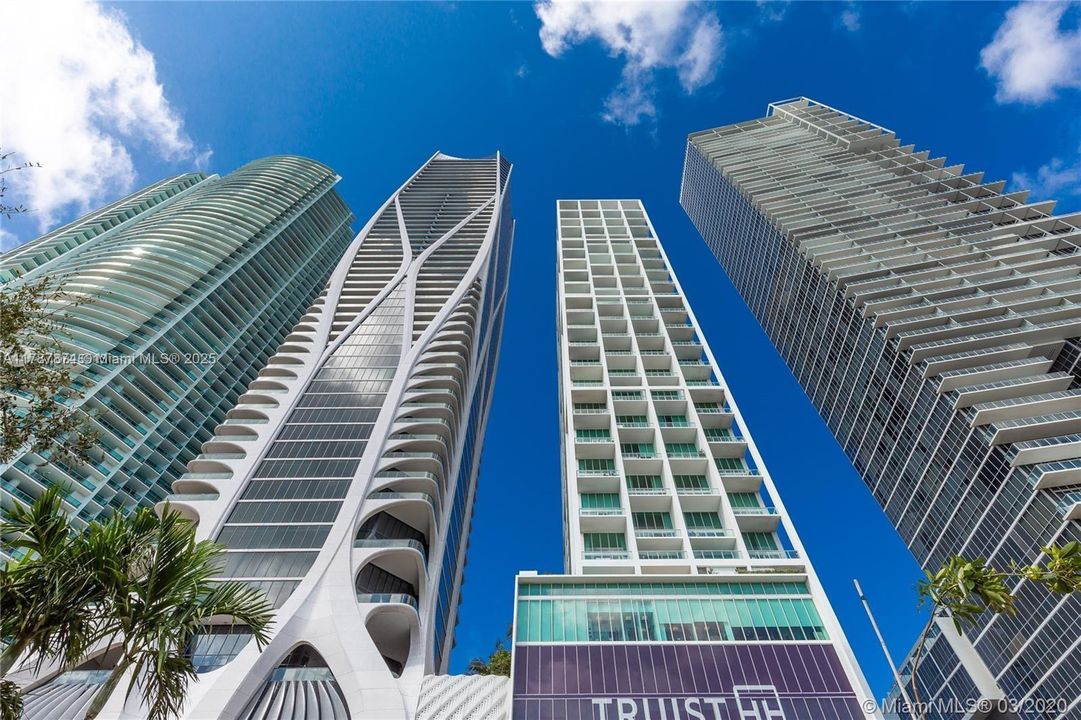 待售: $1,795,000 (2 贝兹, 2 浴室, 1730 平方英尺)