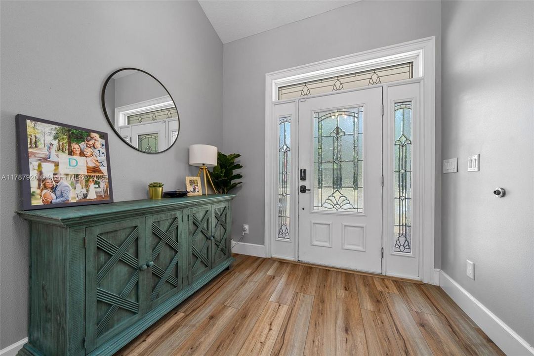Recently Sold: $849,900 (5 beds, 3 baths, 2729 Square Feet)