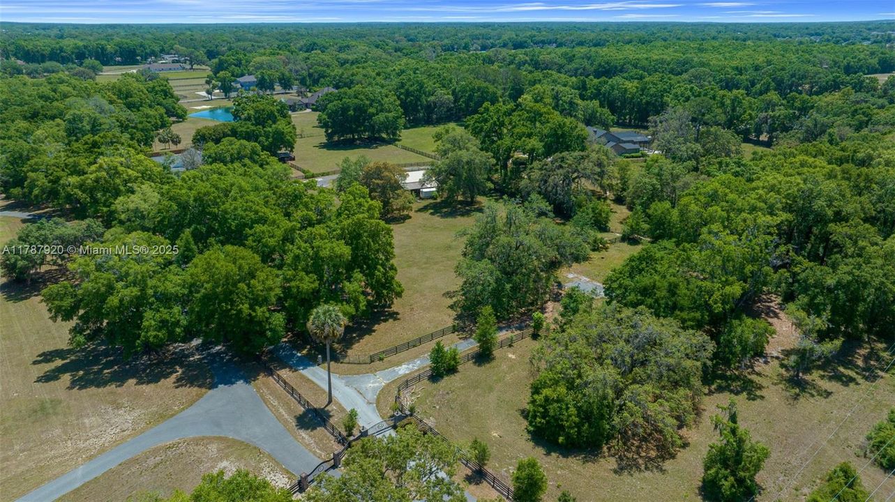 Recently Sold: $849,900 (5 beds, 3 baths, 2729 Square Feet)