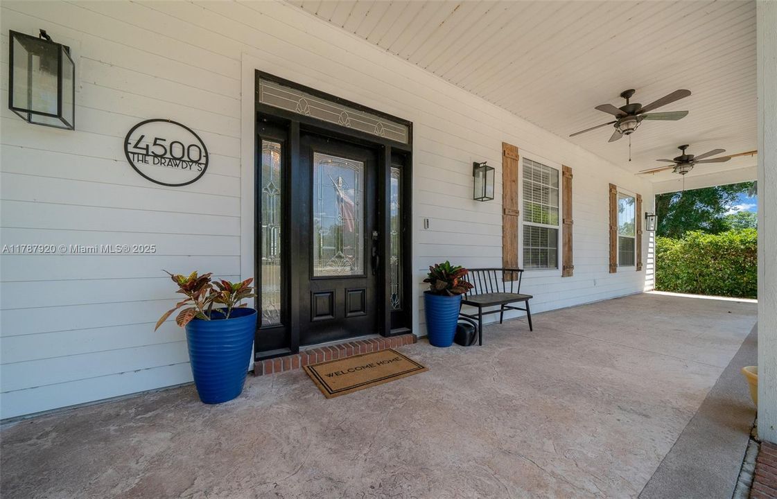 Recently Sold: $849,900 (5 beds, 3 baths, 2729 Square Feet)