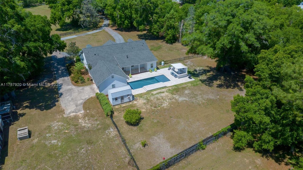 Recently Sold: $849,900 (5 beds, 3 baths, 2729 Square Feet)