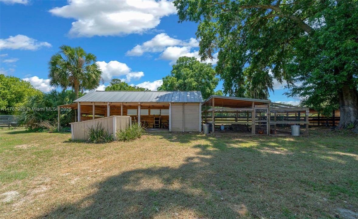 Recently Sold: $849,900 (5 beds, 3 baths, 2729 Square Feet)