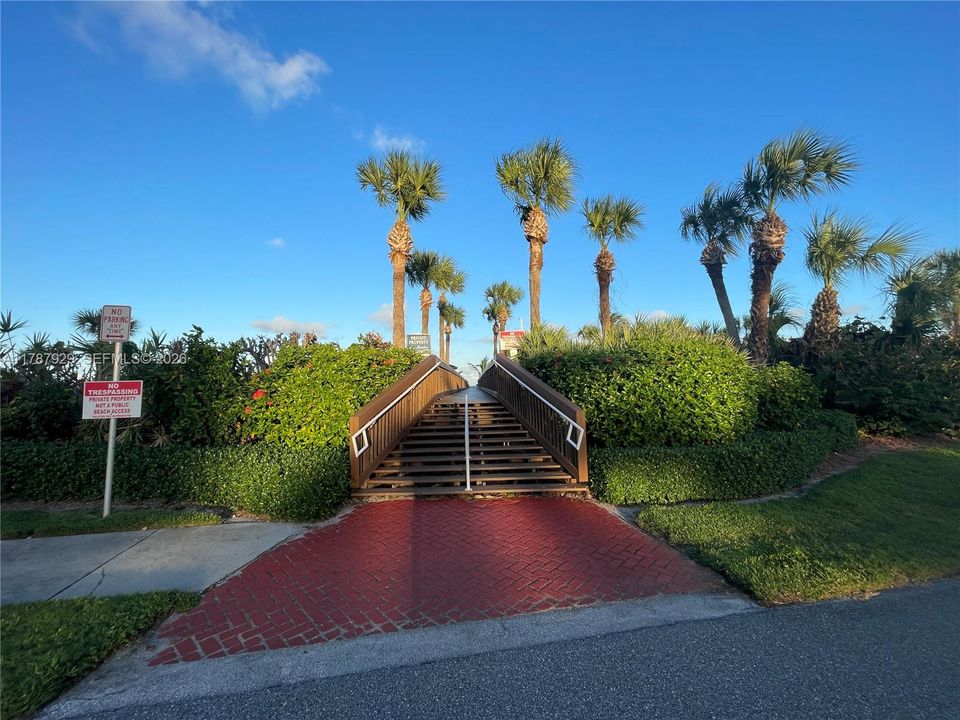 For Rent: $2,800 (2 beds, 2 baths, 1436 Square Feet)