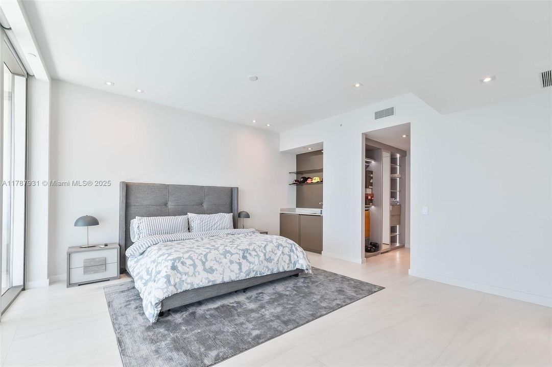 En Venta: $4,095,000 (3 camas, 3 baños, 2271 Pies cuadrados)