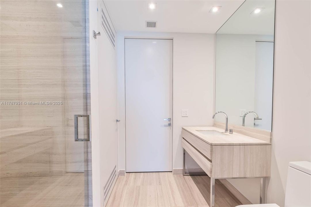 En Venta: $4,095,000 (3 camas, 3 baños, 2271 Pies cuadrados)