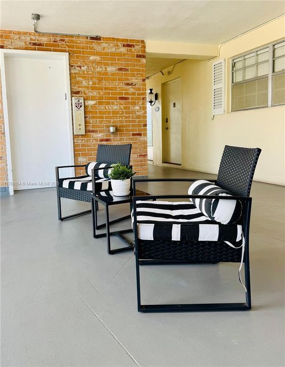 Vendido Recientemente: $185,000 (1 camas, 1 baños, 700 Pies cuadrados)