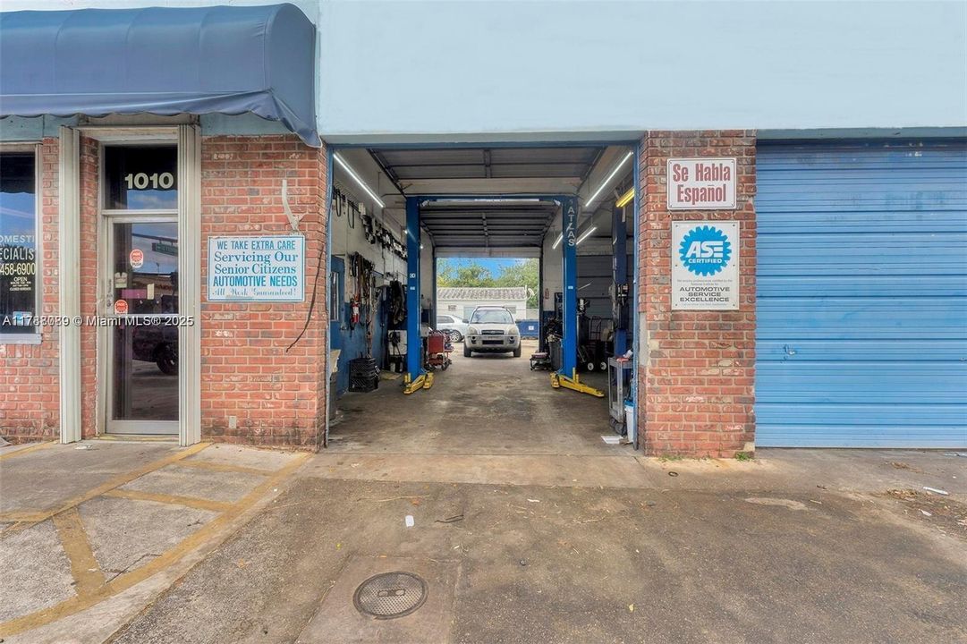 Recently Rented: $9,716 (0 beds, 0 baths, 0 Square Feet)