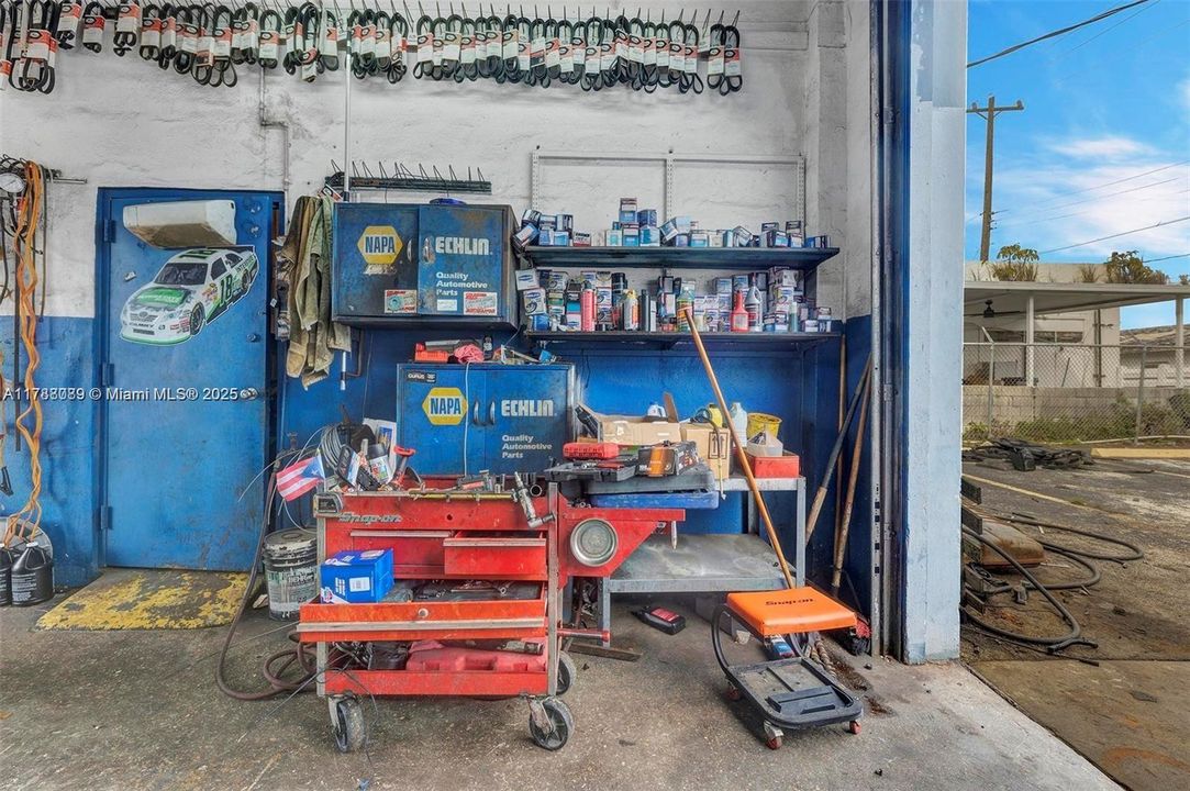 Recently Rented: $9,716 (0 beds, 0 baths, 0 Square Feet)