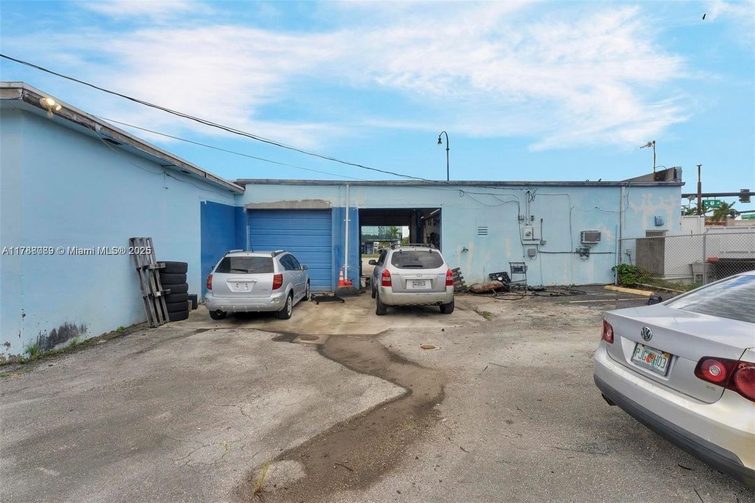 Recently Rented: $9,716 (0 beds, 0 baths, 0 Square Feet)