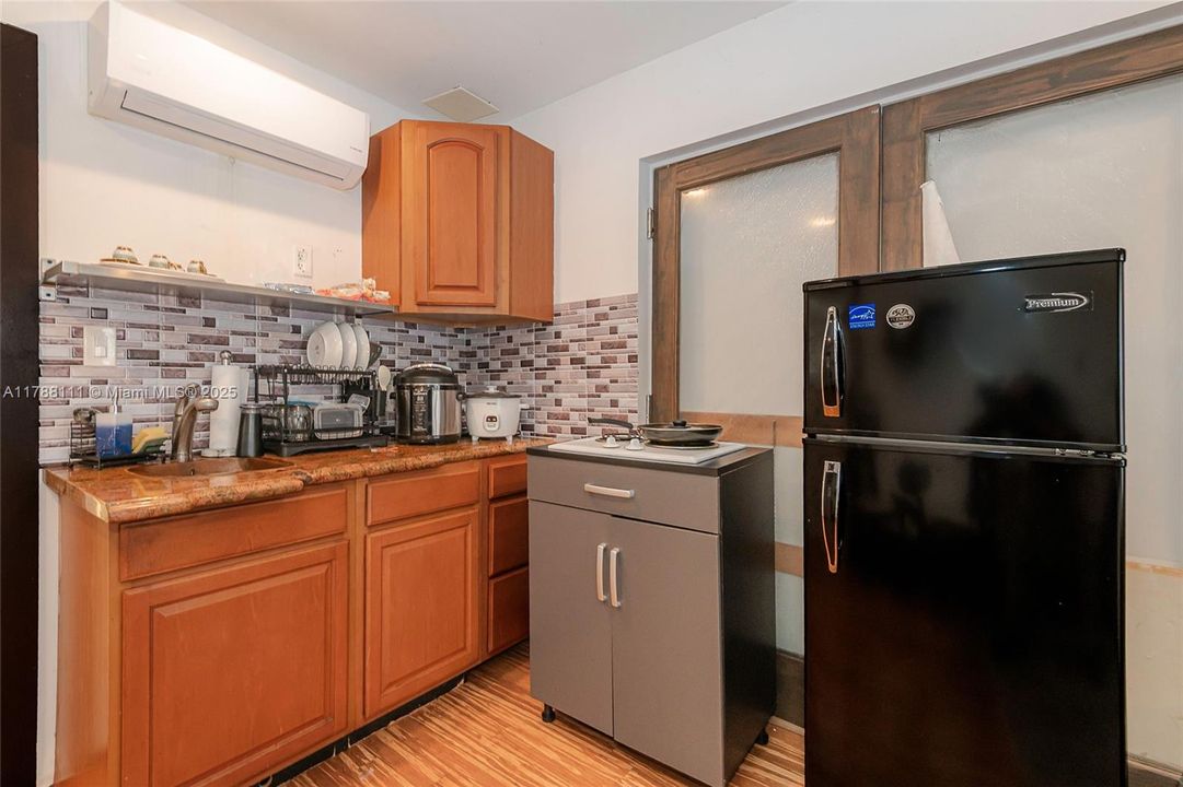 最近租的: $3,900 (4 贝兹, 3 浴室, 1486 平方英尺)