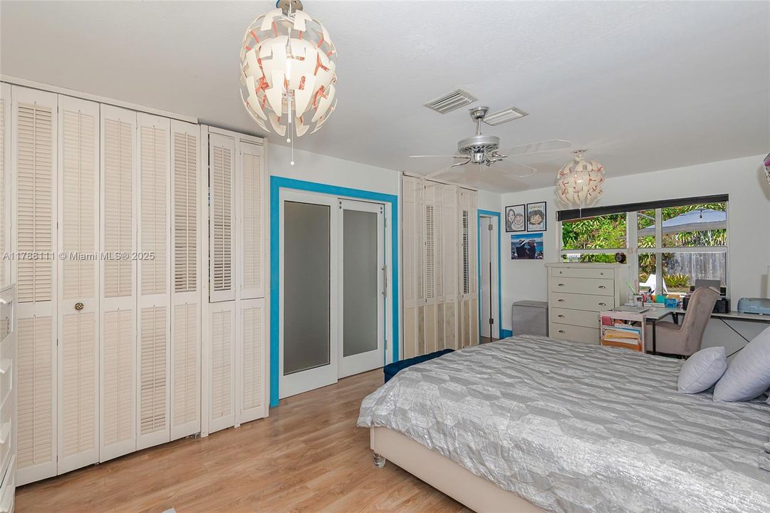 最近租的: $3,900 (4 贝兹, 3 浴室, 1486 平方英尺)