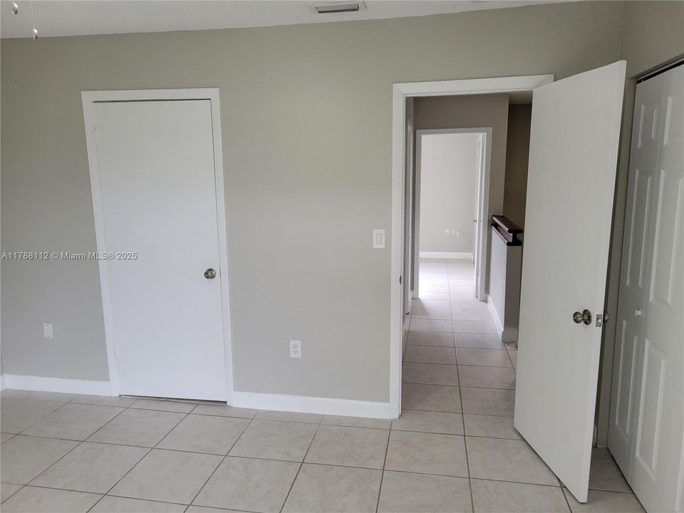 Recently Sold: $335,800 (2 beds, 2 baths, 1108 Square Feet)