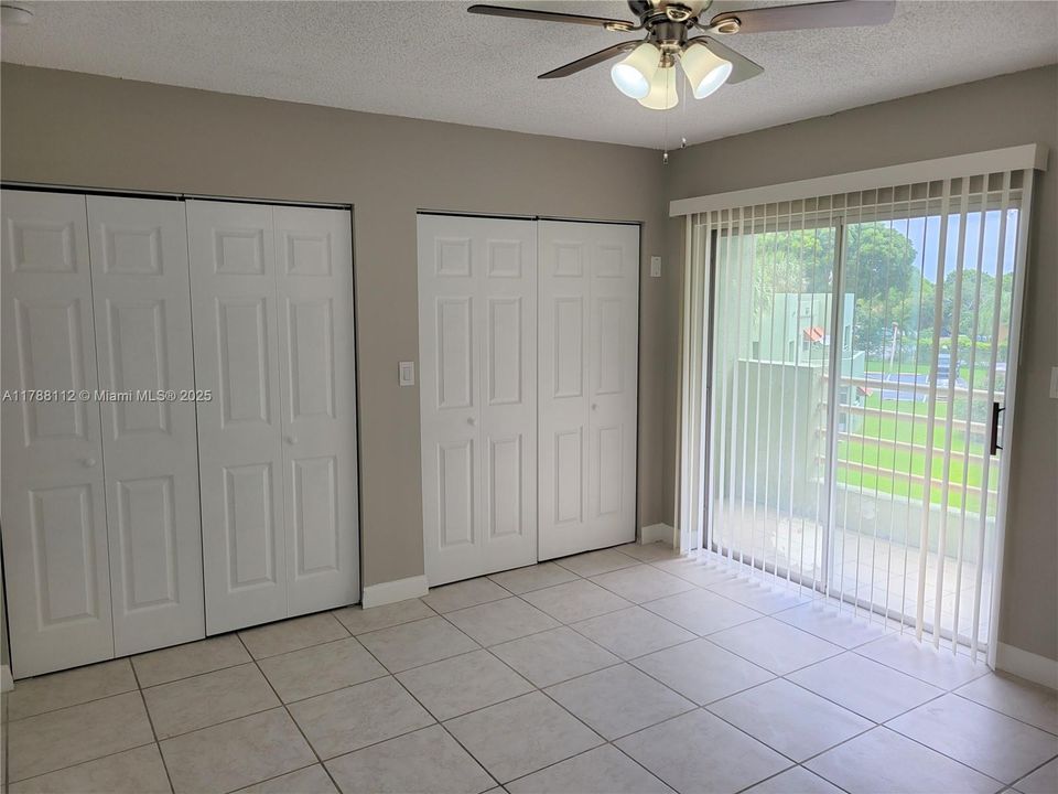 Recently Sold: $335,800 (2 beds, 2 baths, 1108 Square Feet)