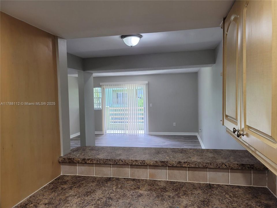 Recently Sold: $335,800 (2 beds, 2 baths, 1108 Square Feet)