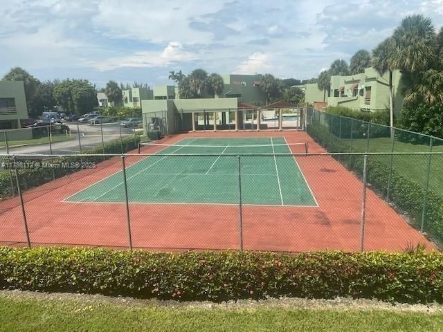 Recently Sold: $335,800 (2 beds, 2 baths, 1108 Square Feet)