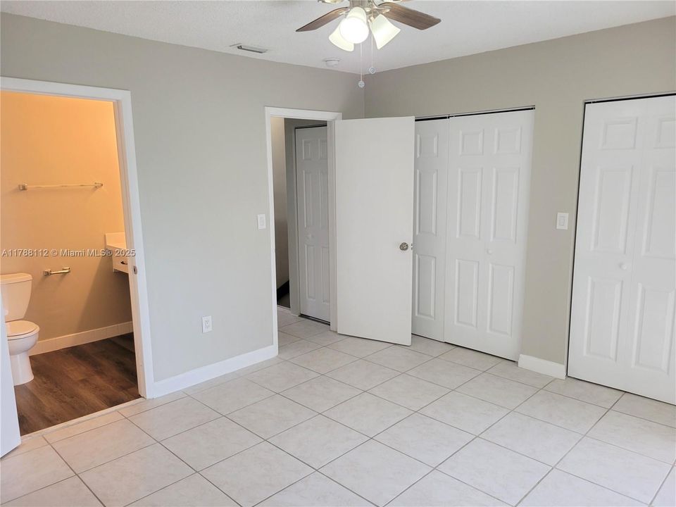 Recently Sold: $335,800 (2 beds, 2 baths, 1108 Square Feet)