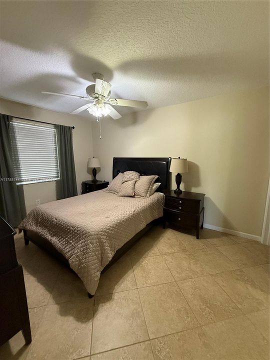 Recently Rented: $1,850 (2 beds, 2 baths, 850 Square Feet)