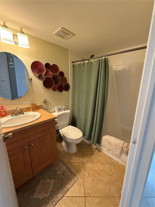 Recently Rented: $1,850 (2 beds, 2 baths, 850 Square Feet)