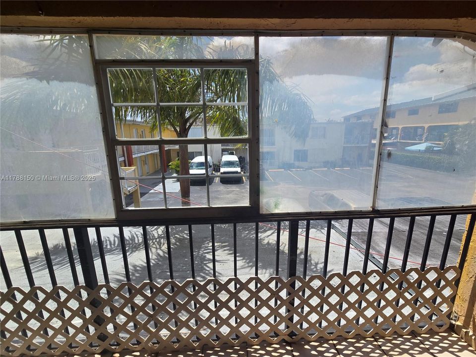 Vendido Recientemente: $259,900 (2 camas, 1 baños, 1019 Pies cuadrados)