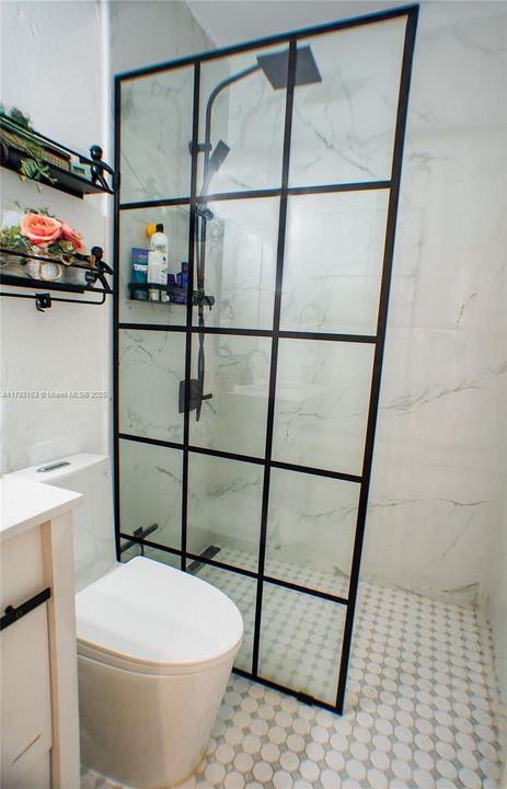 Недавно продано: $489,900 (3 спален, 2 ванн, 1190 Квадратных фут)