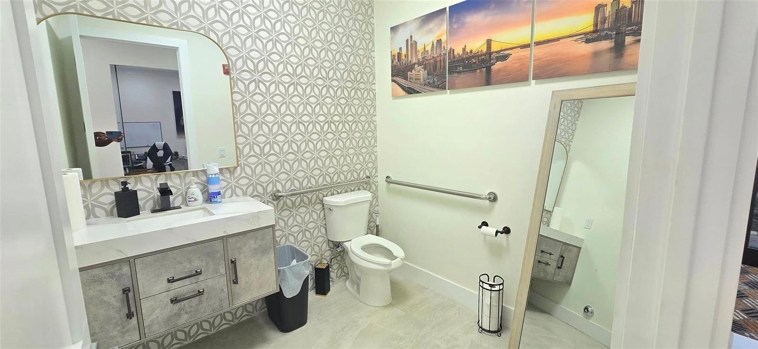 BATH ROOM