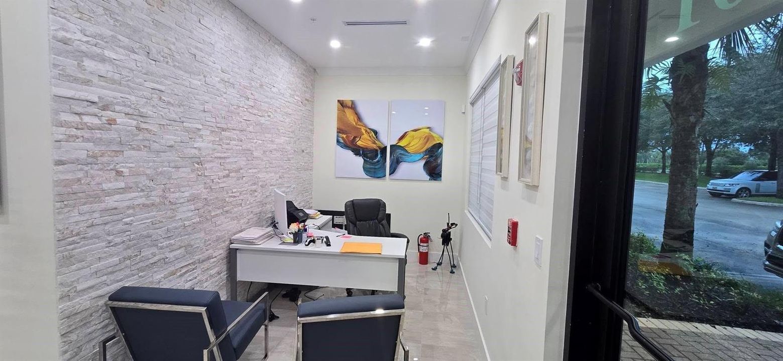 Photo 38