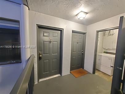 Recently Sold: $120,000 (1 beds, 1 baths, 775 Square Feet)