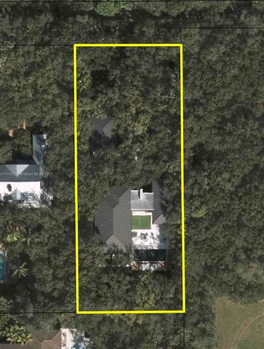 Vendido Recientemente: $15,900,000 (7 camas, 8 baños, 8452 Pies cuadrados)