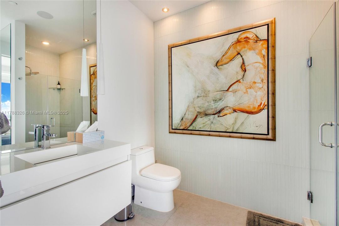 Recently Sold: $2,300,000 (2 beds, 2 baths, 1536 Square Feet)