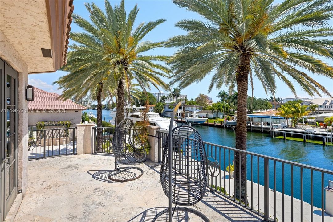 For Sale: $39,000,000 (8 beds, 9 baths, 14846 Square Feet)