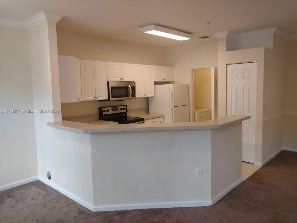 Recently Rented: $1,850 (1 beds, 1 baths, 775 Square Feet)