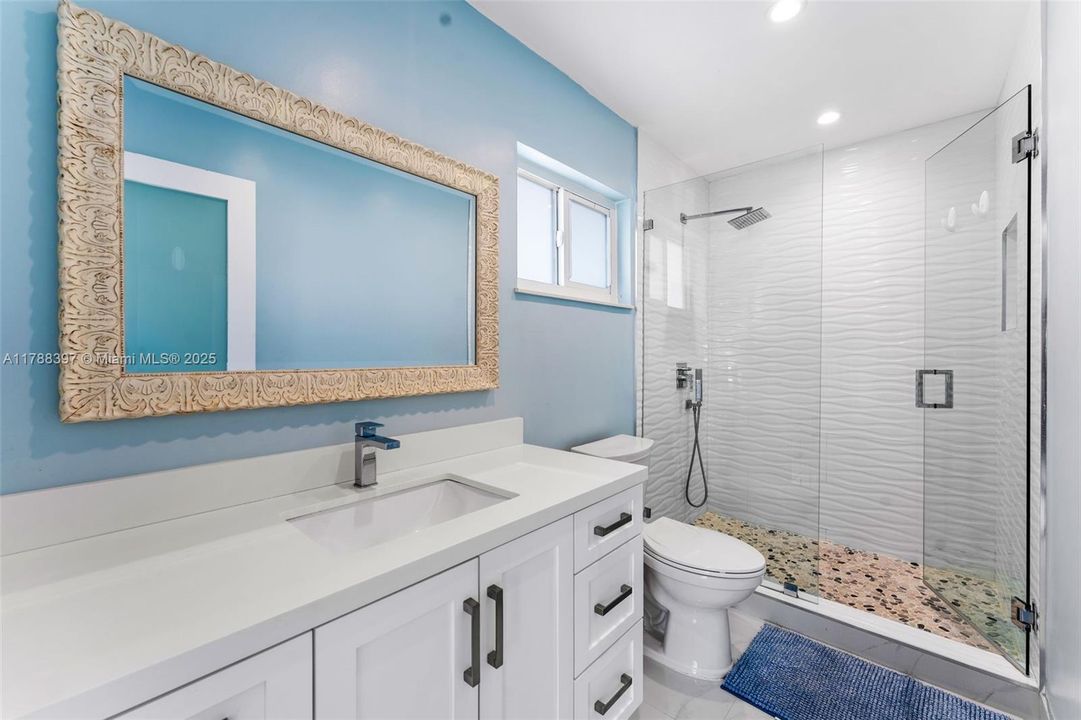 Недавно продано: $580,000 (3 спален, 2 ванн, 1430 Квадратных фут)