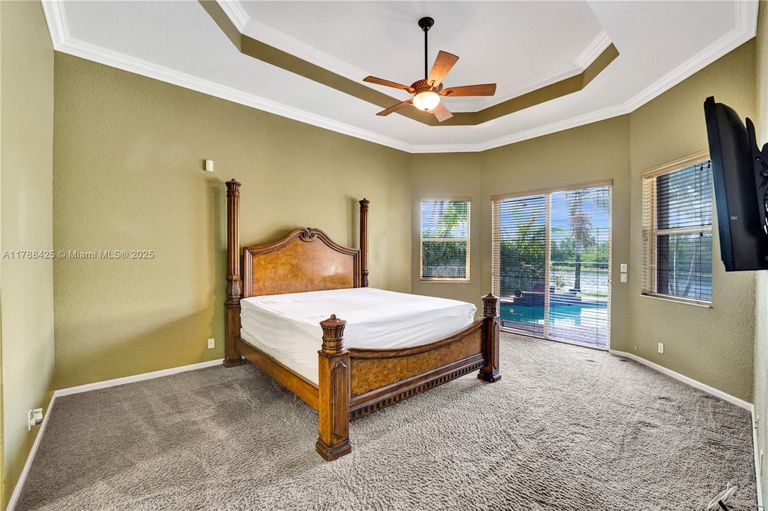 Recently Sold: $949,111 (5 beds, 3 baths, 2706 Square Feet)