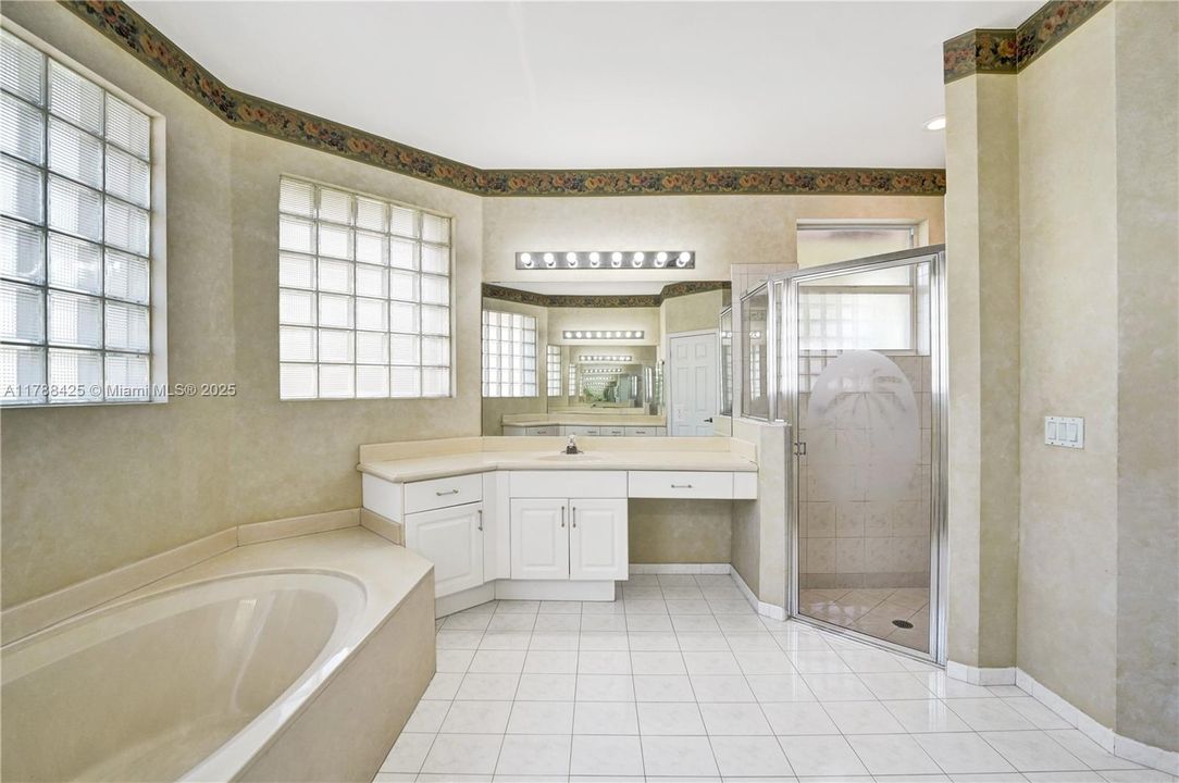 Recently Sold: $949,111 (5 beds, 3 baths, 2706 Square Feet)