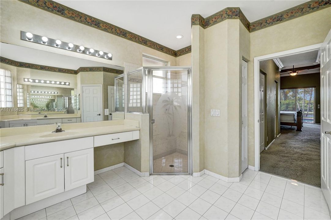 Recently Sold: $949,111 (5 beds, 3 baths, 2706 Square Feet)