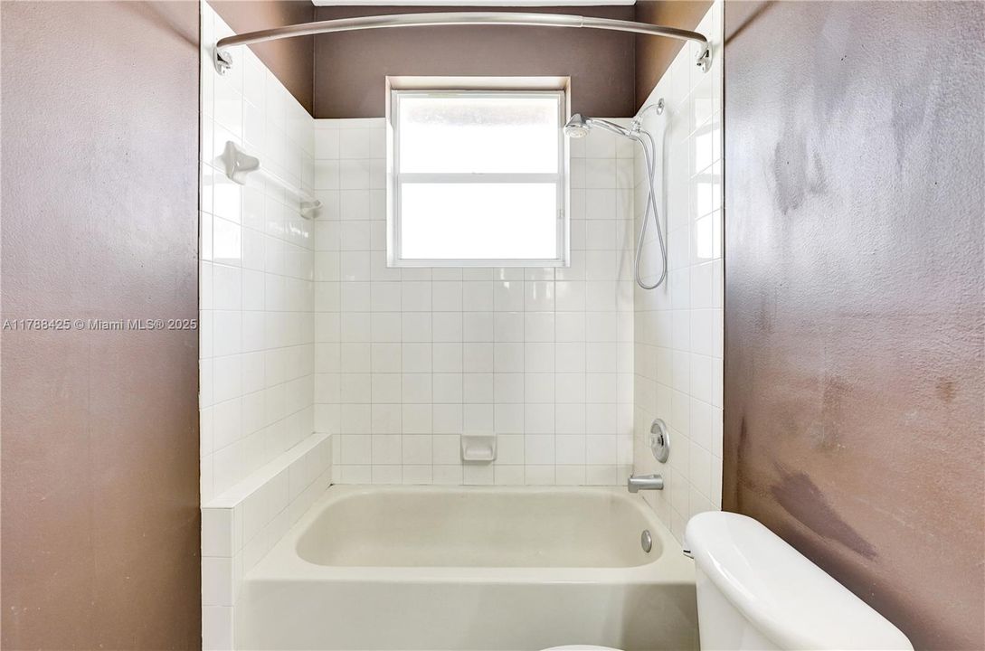 Recently Sold: $949,111 (5 beds, 3 baths, 2706 Square Feet)