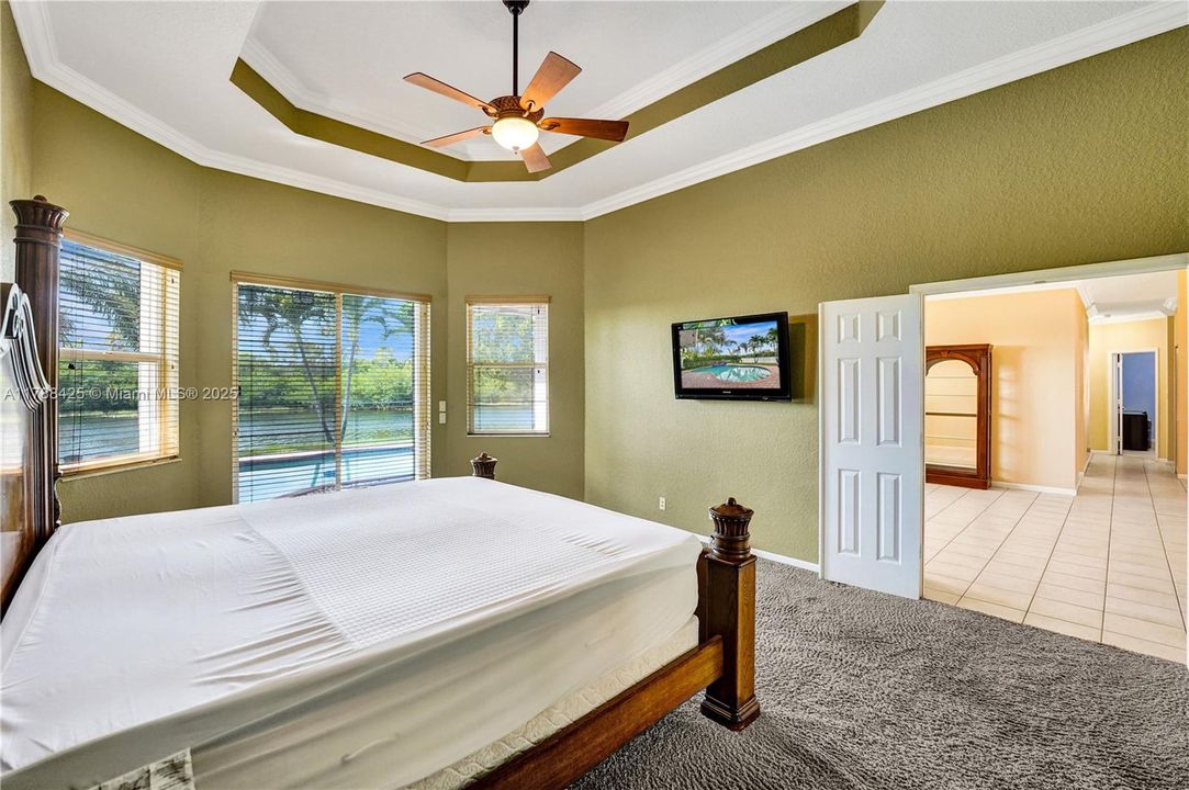 Recently Sold: $949,111 (5 beds, 3 baths, 2706 Square Feet)